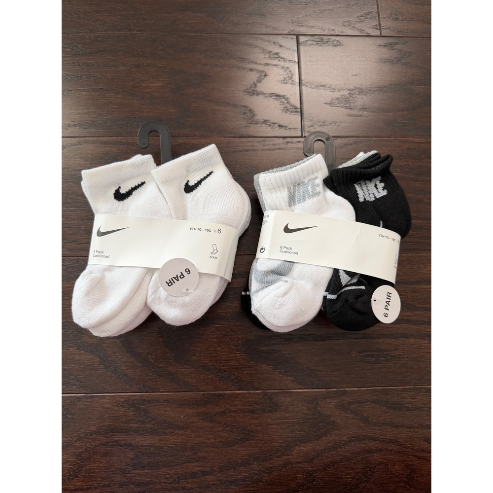 Nike Kids 12 Pair Ankle Socks 6 Pack Cushioned White Black Grey XXS 7C-10C